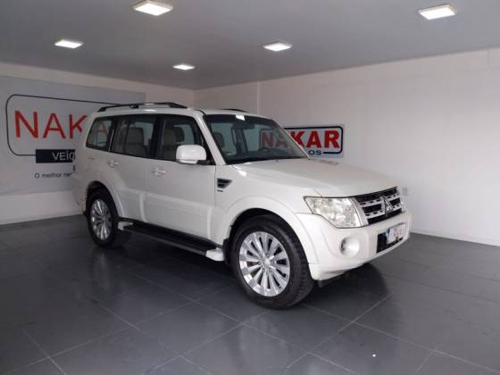 MITSUBISHI PAJERO FULL 3.2 HPE 4X4 16V TURBO INTERCOOLER DIESEL 4P AUTOMÁTICO